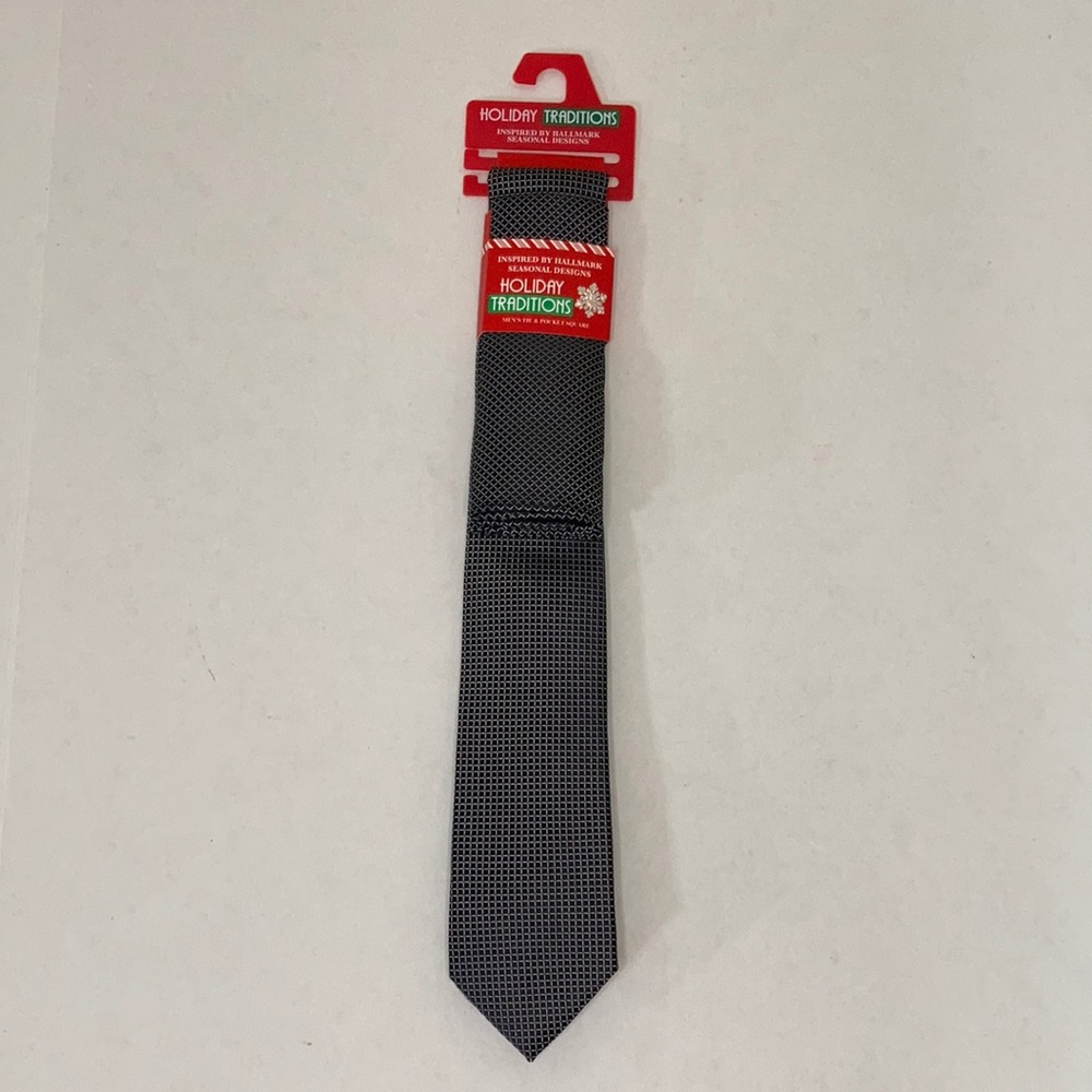 NWT Men’s Necktie & Pocket Square